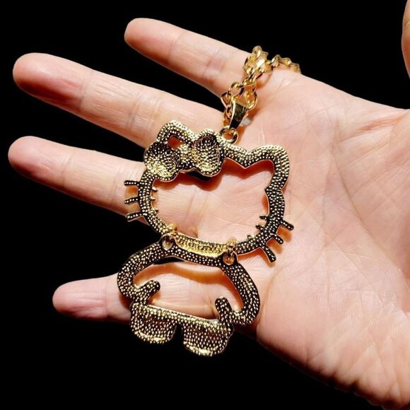 Brand New Gold Rhinestone With Pink Ribbon Hello Kitty Necklace - Picture 4 of 7